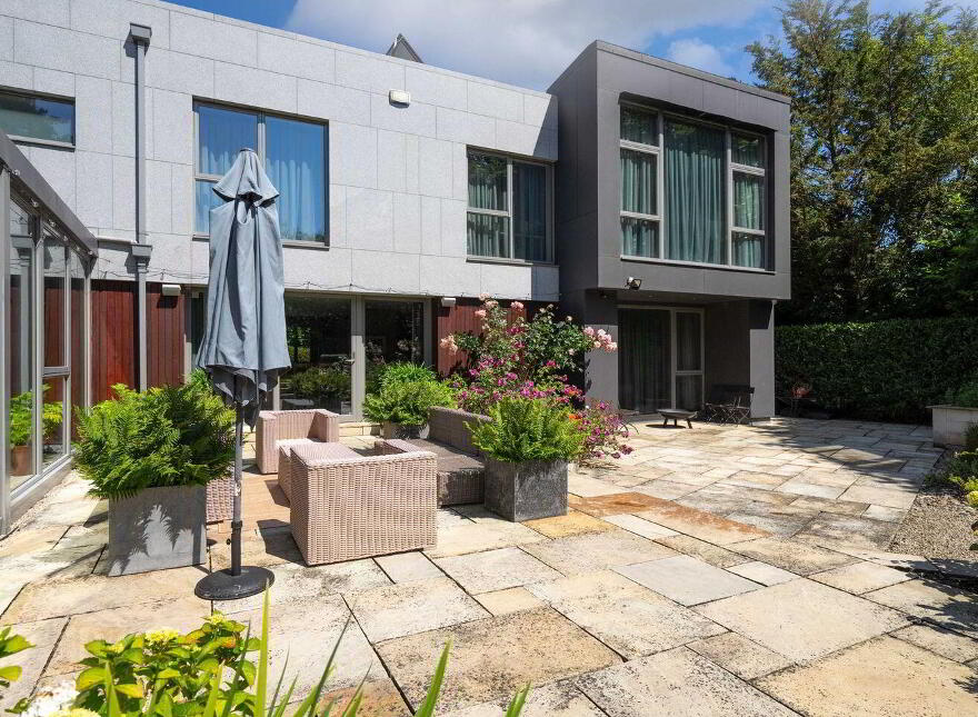Pineview, Ballybride Road, Rathmichael, D18K6K1