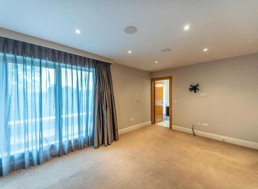 Pineview, Ballybride Road, Rathmichael, D18K6K1