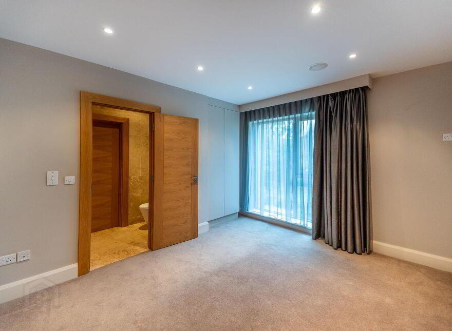 Pineview, Ballybride Road, Rathmichael, D18K6K1