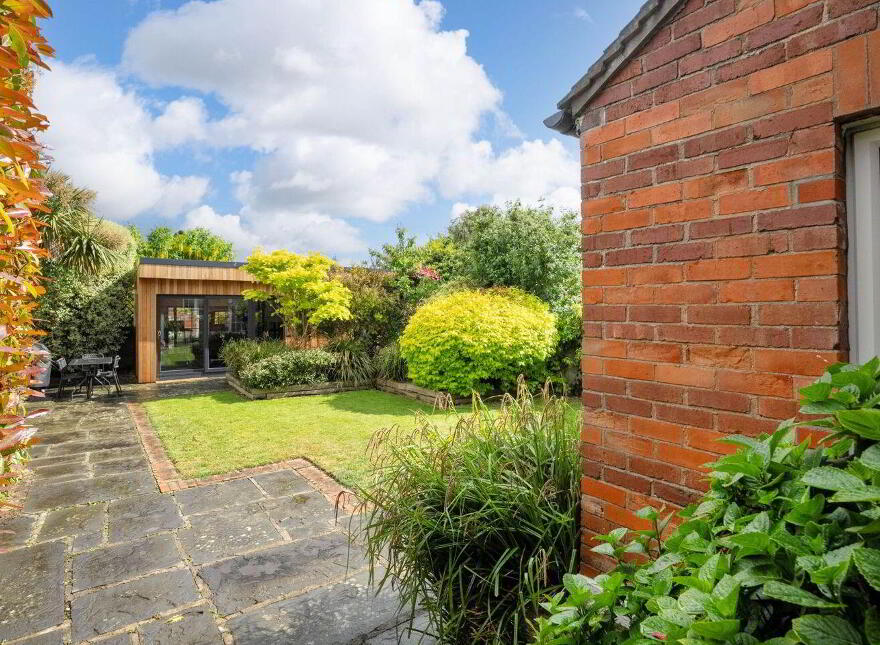 58 Whitethorn Road, Clonskeagh, D14RH58