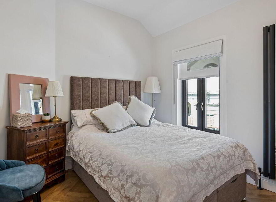 81 Cook Street, South Dublin City, D08DN2X