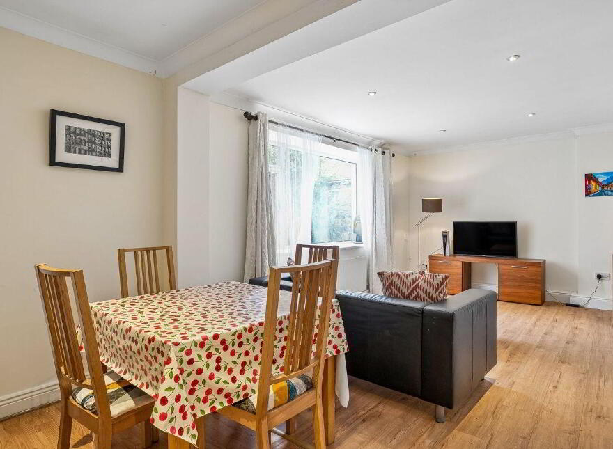 57 Kenilworth Square South, Rathgar, D06EW26