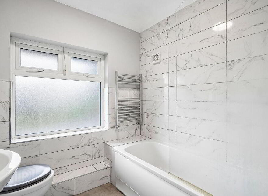36 Annaville Park, Dundrum, Dundrum, D14V066
