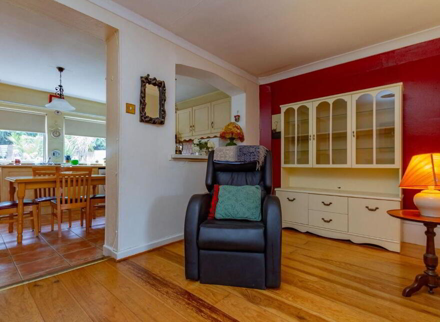 126 Walkinstown Avenue, Walkinstown, D12C6Y3
