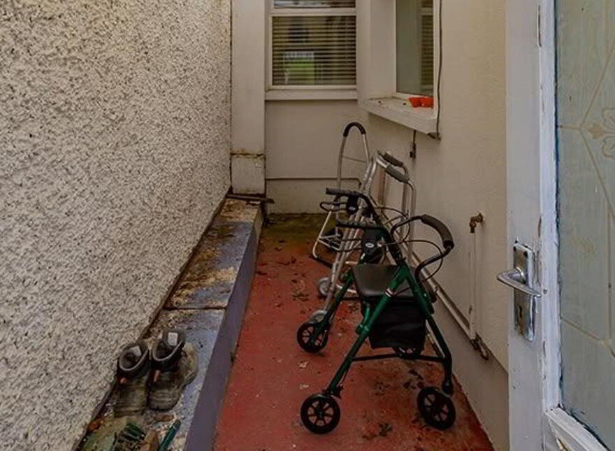 94 Dolphin Road, Drimnagh, D12NT28