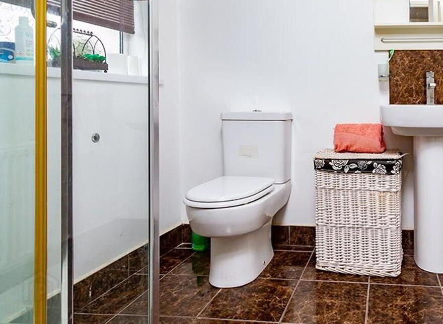 94 Dolphin Road, Drimnagh, D12NT28