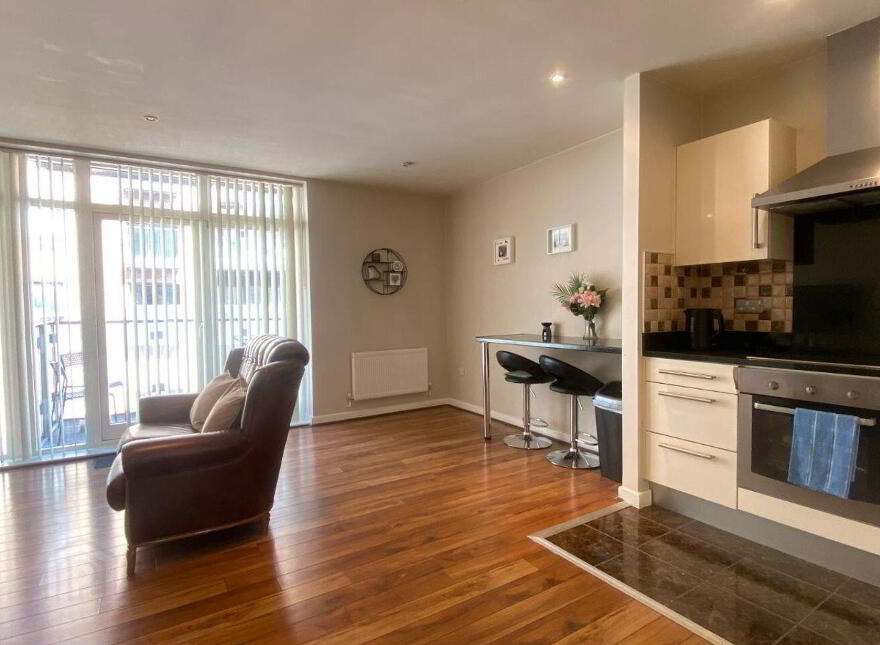 Apartment 1 80 Reuben Street, Rialto, Rialto, D08W838