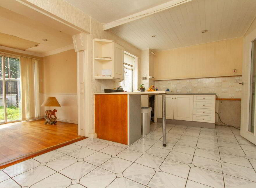 60 Liscarne Gardens, Clondalkin, D22KD58