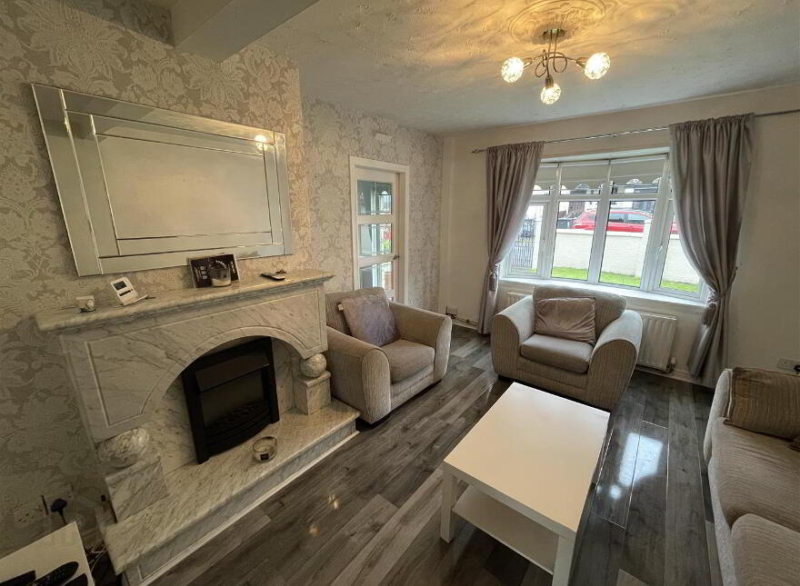 35 Glenalina Park, Belfast, BT12 7LD