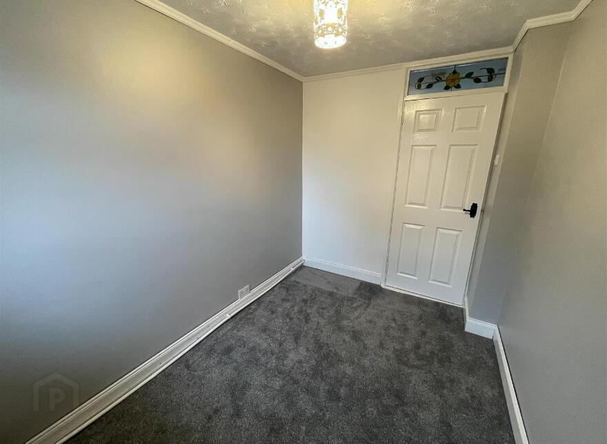 35 Glenalina Park, Belfast, BT12 7LD