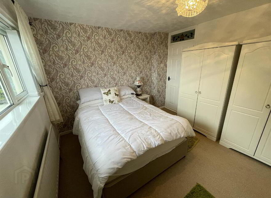 35 Glenalina Park, Belfast, BT12 7LD