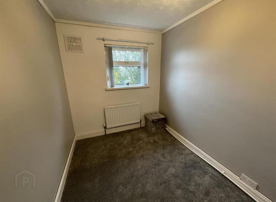 35 Glenalina Park, Belfast, BT12 7LD