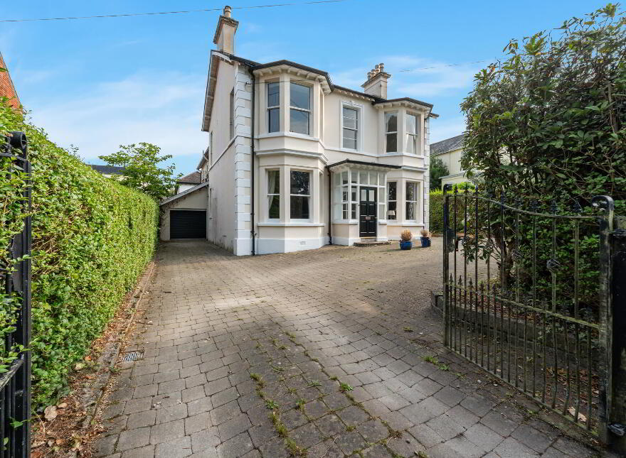 28 Marlborough Park South, Belfast, BT9 6HR