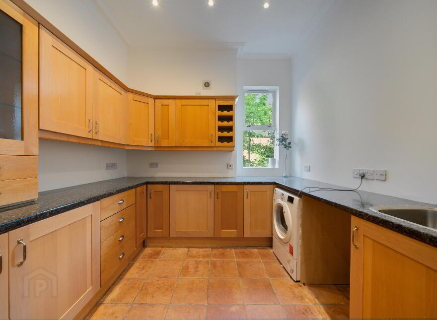 28 Marlborough Park South, Belfast, BT9 6HR