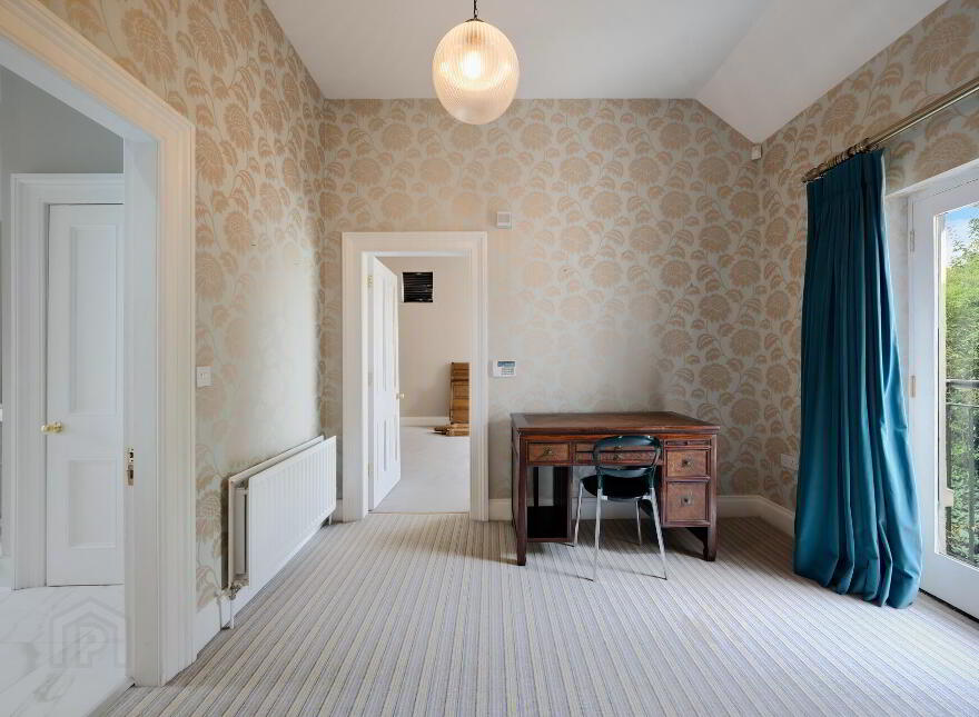 28 Marlborough Park South, Belfast, BT9 6HR