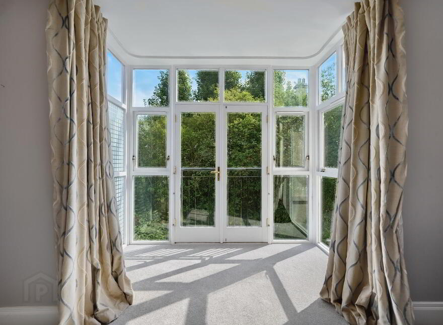 28 Marlborough Park South, Belfast, BT9 6HR