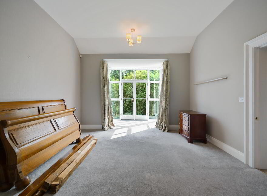28 Marlborough Park South, Belfast, BT9 6HR