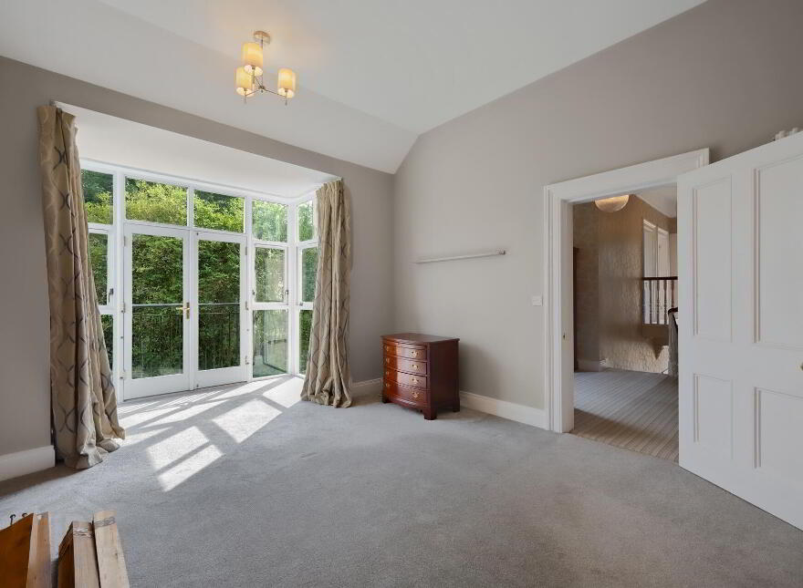 28 Marlborough Park South, Belfast, BT9 6HR