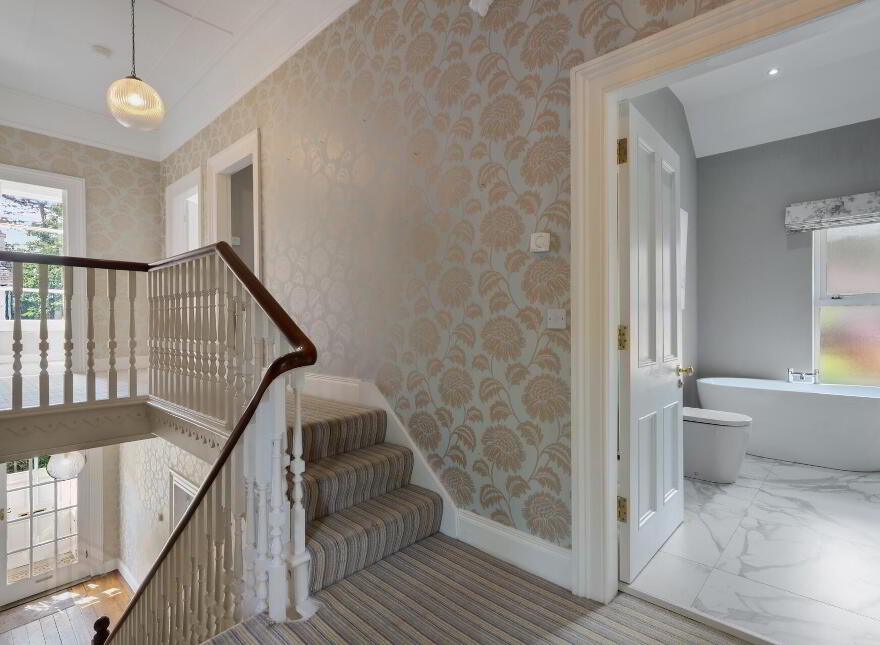 28 Marlborough Park South, Belfast, BT9 6HR