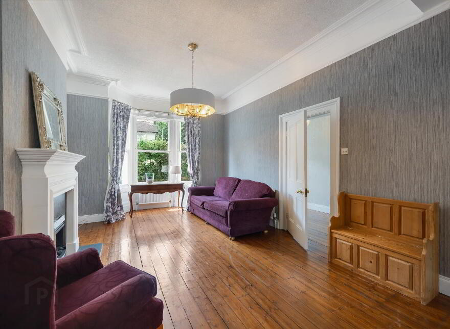 28 Marlborough Park South, Belfast, BT9 6HR