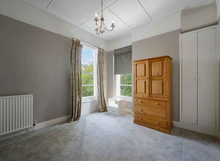 28 Marlborough Park South, Belfast, BT9 6HR