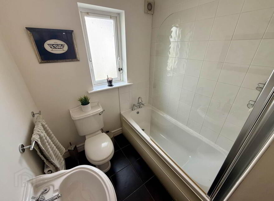 49 Carrowmore Drive, Knock, F12F259