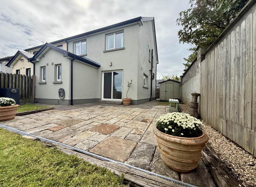 49 Carrowmore Drive, Knock, F12F259