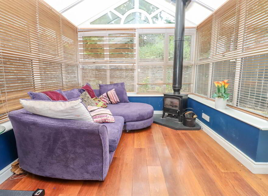 1d Grand Prix Park, Dundonald, Belfast, BT16 2BD