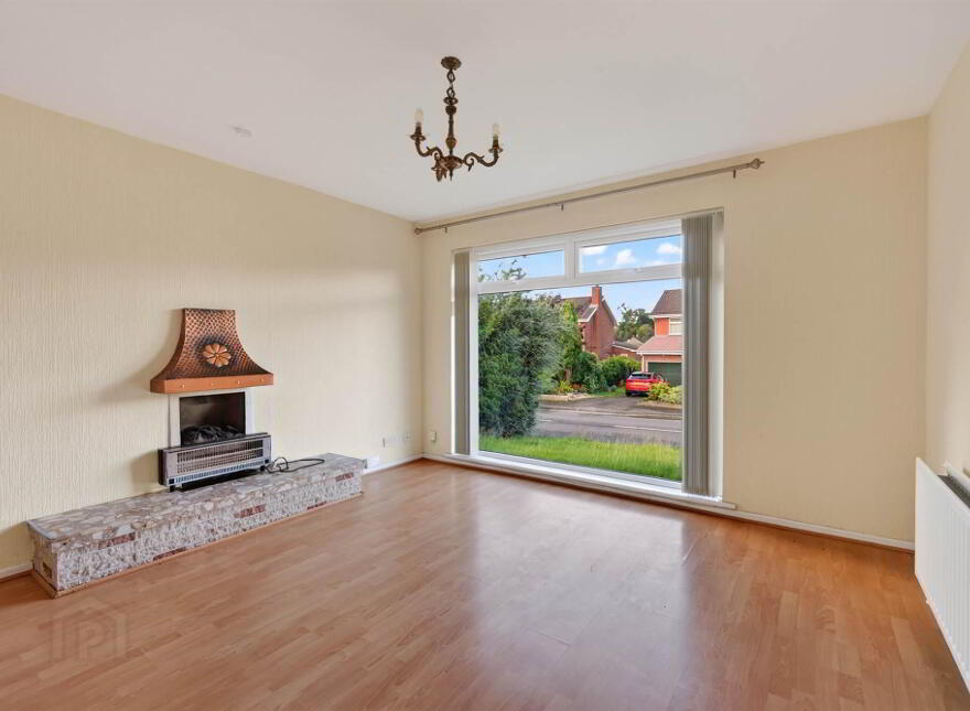 86 Trossachs Drive, Belfast, BT10 0HU