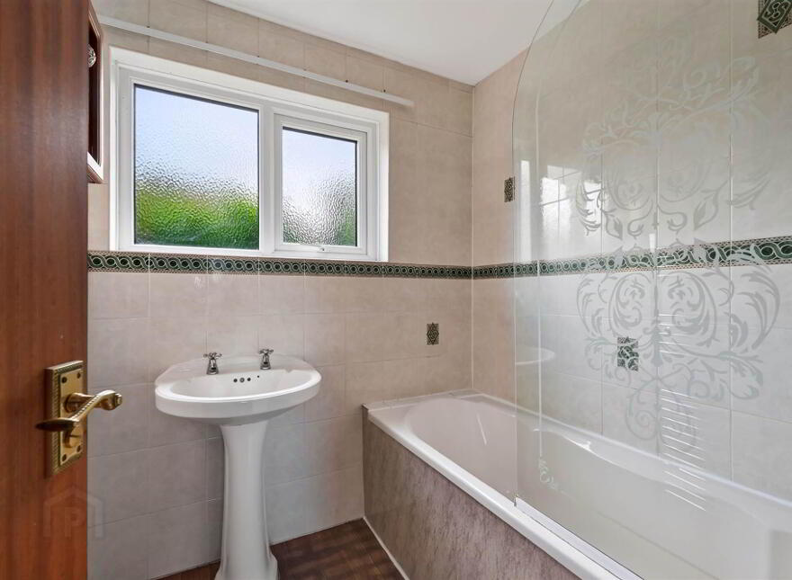 86 Trossachs Drive, Belfast, BT10 0HU
