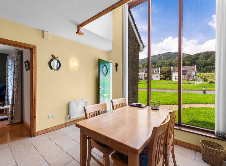 11 Fintra Bay, Killybegs, F94FT63