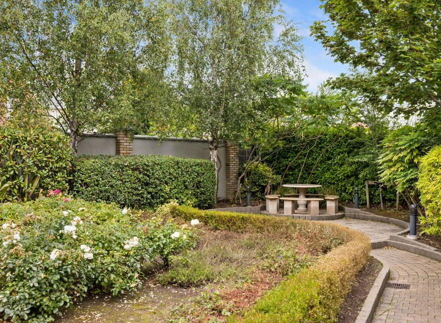 Apartment 30 Hazelbrook, Kilmacud Road Upper, Dundrum, Dundrum, D14N208