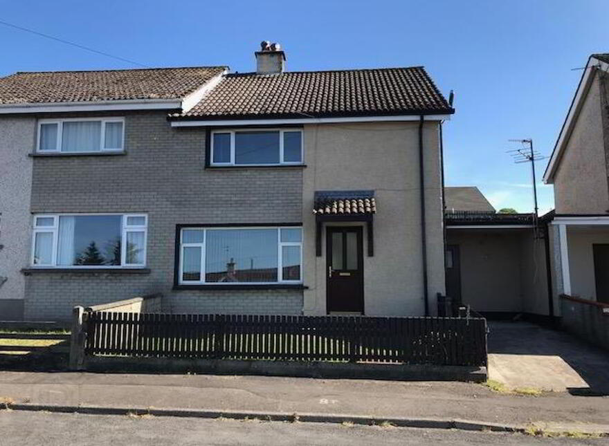 40 St. Columbas Walk, Limavady, Greysteel, Londonderry, BT47 3TS photo