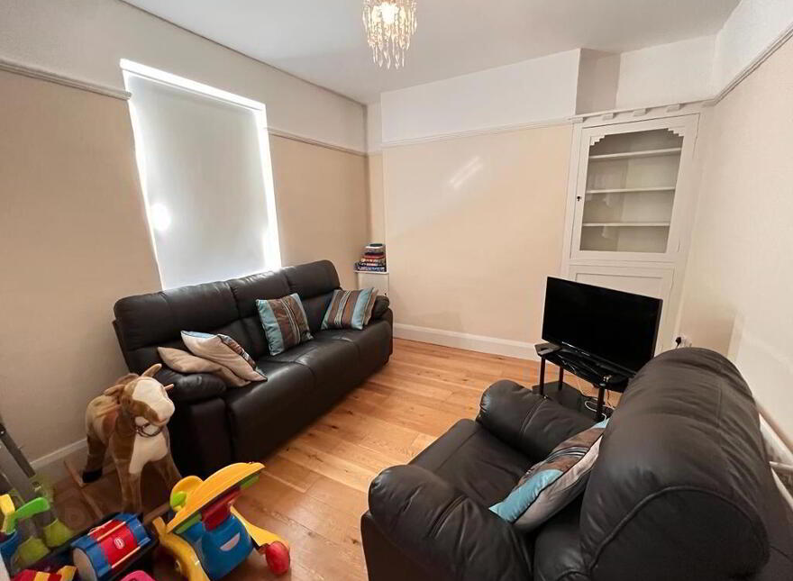 57 Central Avenue, Portstewart, BT55 7BT