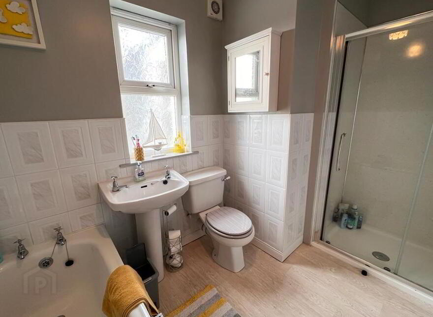57 Central Avenue, Portstewart, BT55 7BT