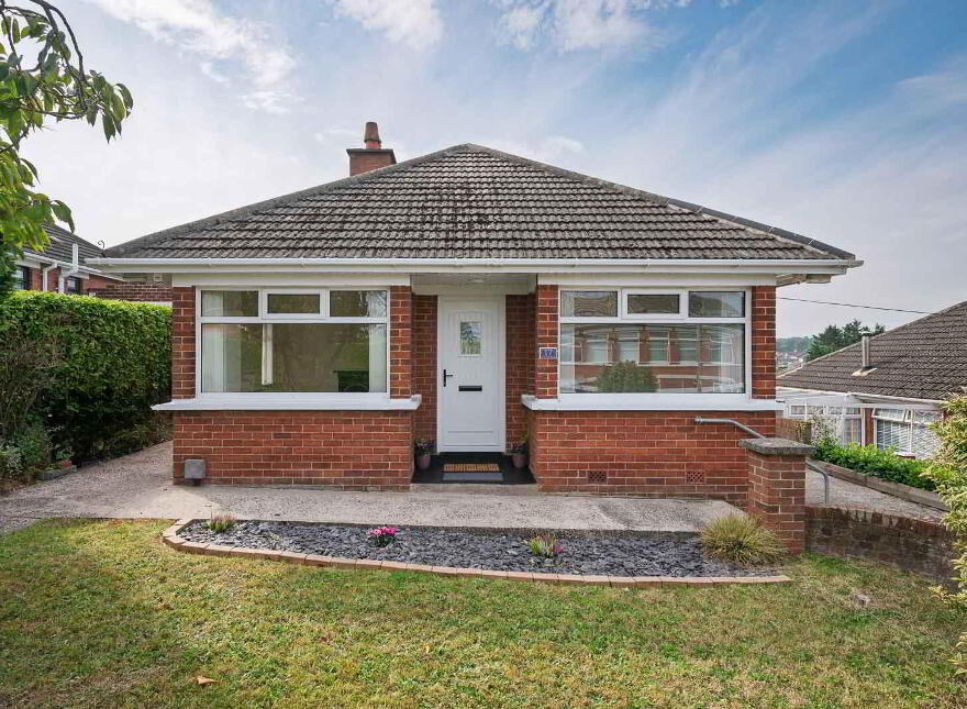 17 Church Drive, Bangor, BT20 3EE photo