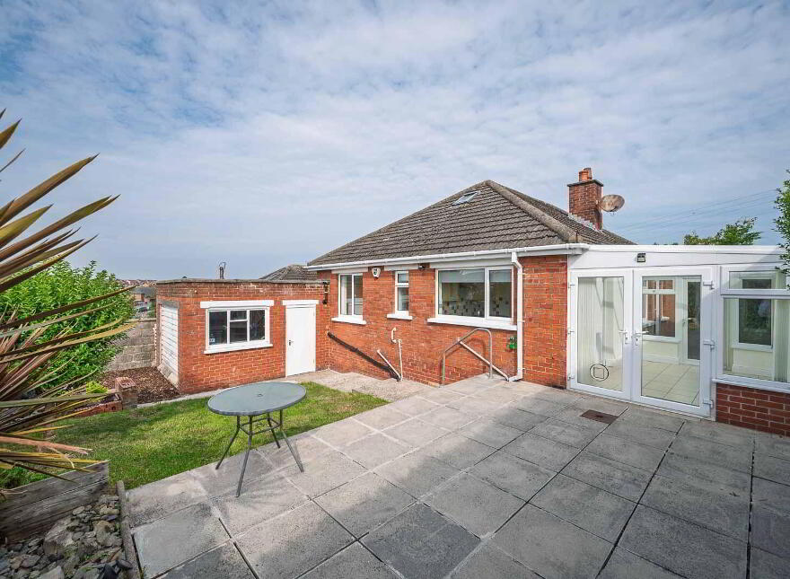 17 Church Drive, Bangor, BT20 3EE