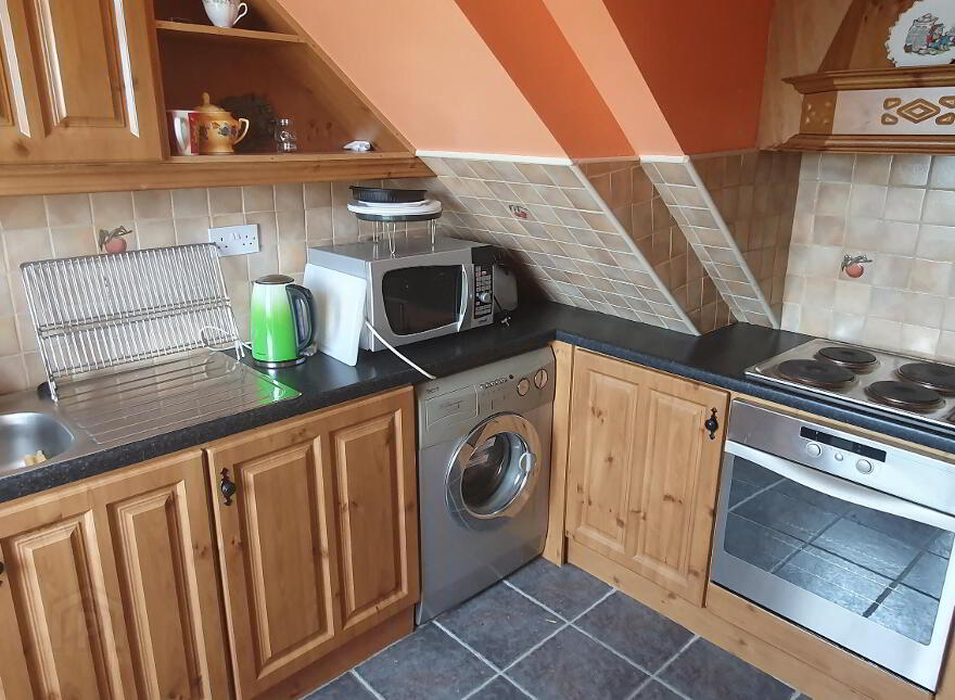 Herkin, Ballymagowan Upper, Kerrykeel, F92APV2