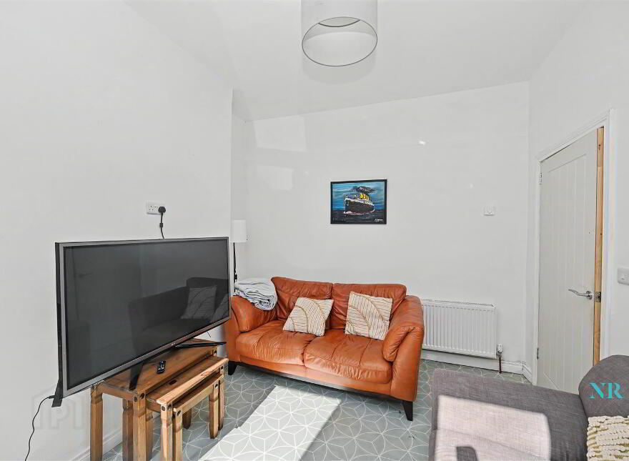 15 Jocelyn Gardens, Belfast, BT6 9BA