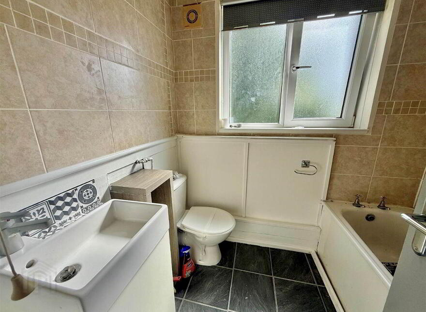 2g Cappagh Gardens, Cregagh, Belfast, BT6 0ET