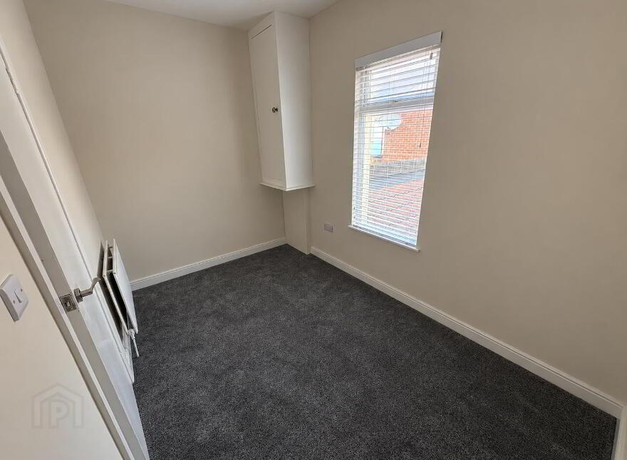26 Glenvarlock Street, Belfast, BT5 5GS