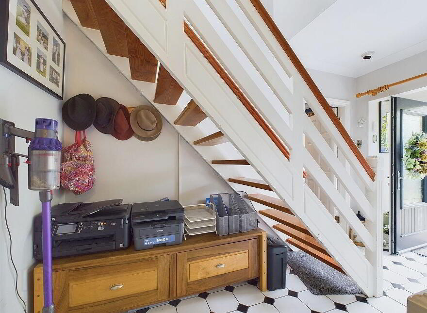 Rock Of Dunamaise, Dysart, Portlaoise, R32K681