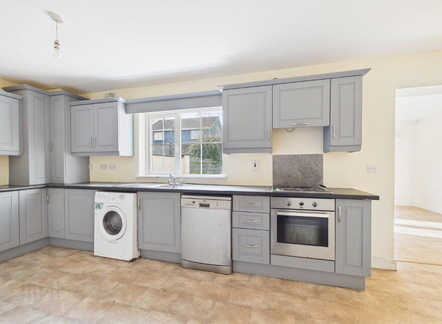 4 Aghnaharna Court, Stradbally Road, Portlaoise, R32X0XH