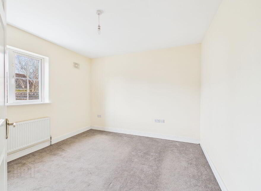 4 Aghnaharna Court, Stradbally Road, Portlaoise, R32X0XH