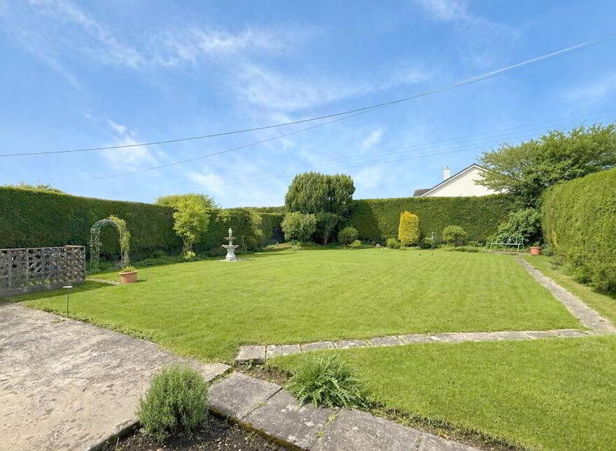 Glenveagh House, Abbeyleix Road, Portlaoise, R32WCD1