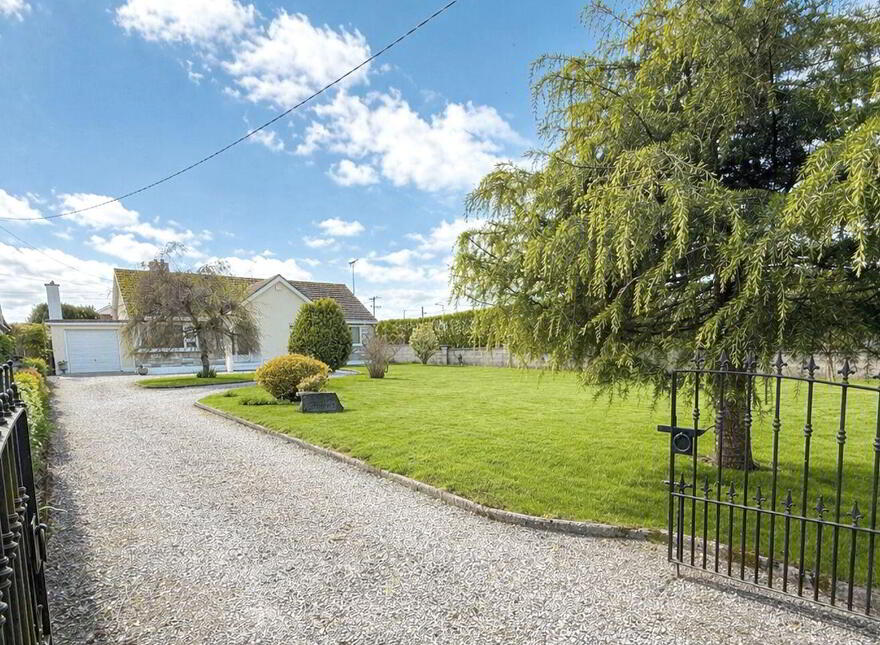 Glenveagh House, Abbeyleix Road, Portlaoise, R32WCD1