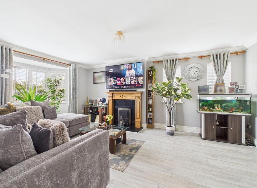 8 The Crescent, Kilminchy, Portlaoise, R32A6CT