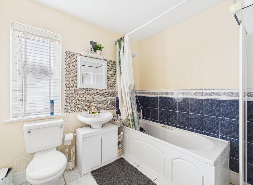 8 The Crescent, Kilminchy, Portlaoise, R32A6CT