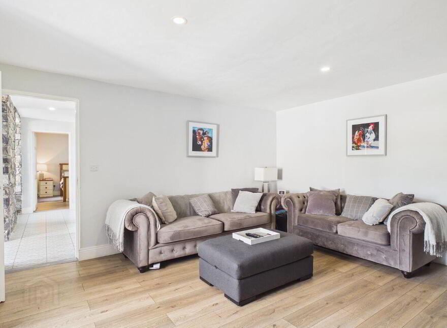 Mullaghanard House, Mullaghanard, Rosenallis, R32C2D9
