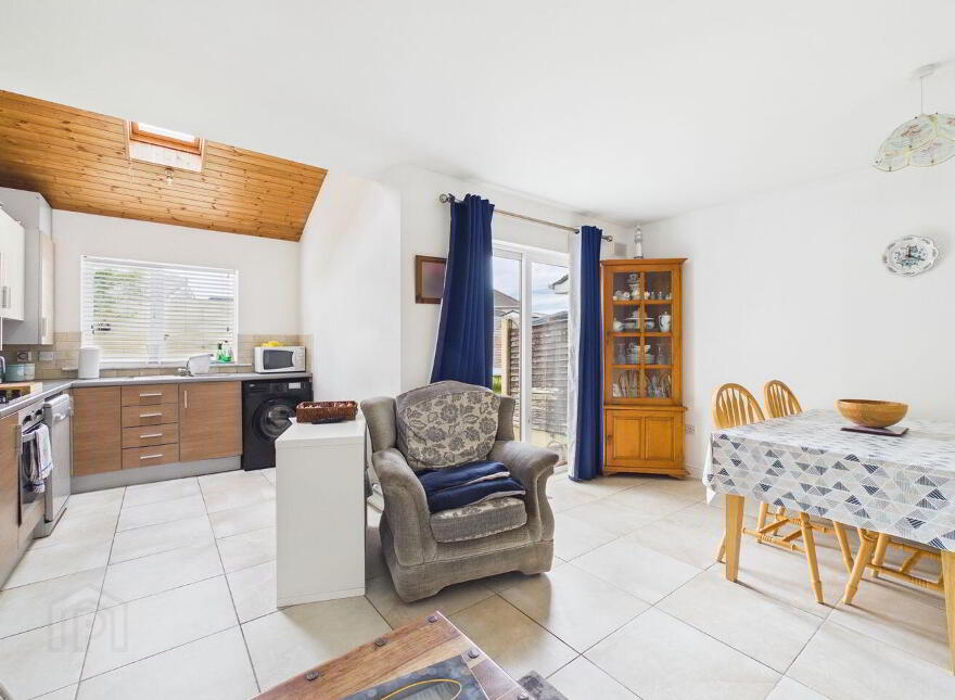 82 Lake Drive, Kilminchy, Portlaoise, R32C7YX